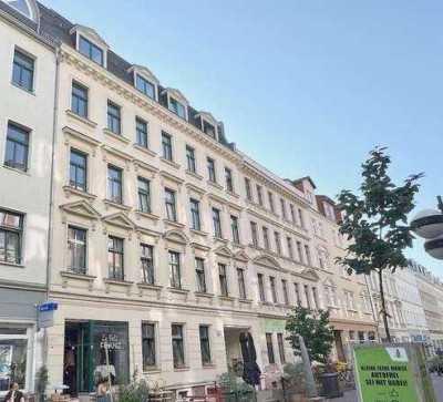 In bester Lage! Vermietet | großes Wohnzimmer | Tageslichtbad