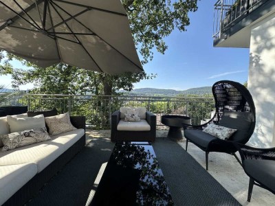 DESIGNER LOFT 4,5-Raum-Terrassenwohnung mit luxuriöser Innenausstattung , Traumblick & Fahrstuhl