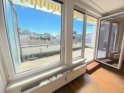 PROVISIONSFREI VOM EIGENTÜMER! UNSANIERTE 2-ZIMMER WOHNUNG MIT GROSSER LOGGIA NÄHE U4 HEILIGENSTADT!