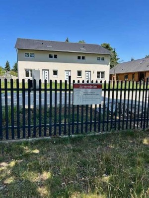 Erstbezug + 5 Zimmer + Sonnenterrasse + ruhige Wohnlage ...(75204)