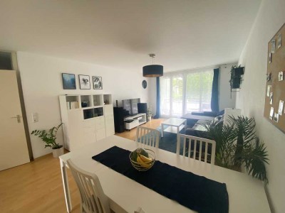 Lichtdurchflutete 2 Zimmerwohnung in zentraler Lage