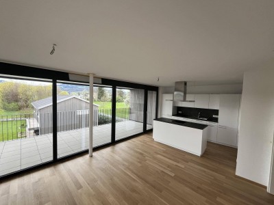 Moderne 3-Zimmer Penthouse mit Loggia und Tiefgarage