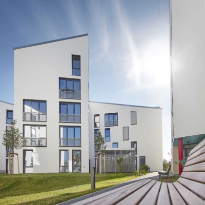 Smarte, rollstuhlgerechte Studiowohnung mit Einbauküche in Adlershof