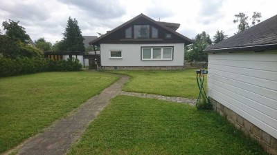 Einfamilienhaus mit sep. Einliegerwohnung, Garage, bezugsfrei, ohne Makler