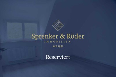 RESERVIERT: Renovierte Dachgeschosswohnung inkl. Garagenstellplatz