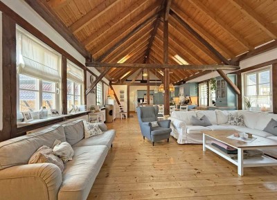 Ansprechende Maisonette-Wohnung mit großzügigem Raumangebot voller Charme