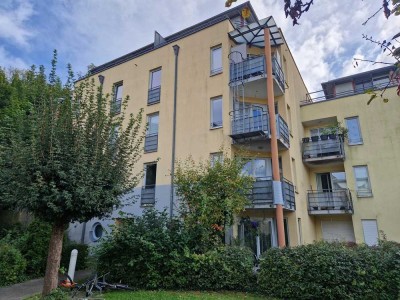 ***Attraktive 2-Zimmer-Wohnung       zentrumsnah und Blick ins Grüne***