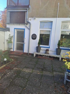 Kleine gemütliche Hinterhofwohnung mit Terrassennutzung Nähe Rencks Park