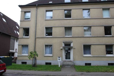 Gemütliche 2,5 Zimmerwohnung mit Balkon