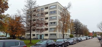 Geschmackvolle, gepflegte 3-Raum-Wohnung mit Balkon in München Feldmoching