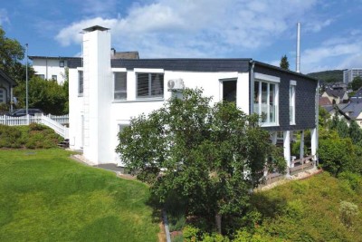 Einfamilienhaus mit 6,5 Zimmern und Garage in Herborn