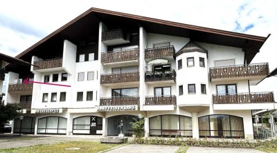 Freundliche, helle 1,5-Zimmer-Wohnung mit EBK in Seebruck