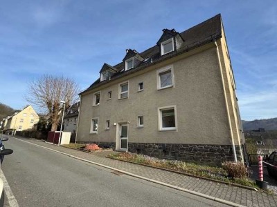 Viel Platz! Maisonette-Wohnung mit Balkon und Garten