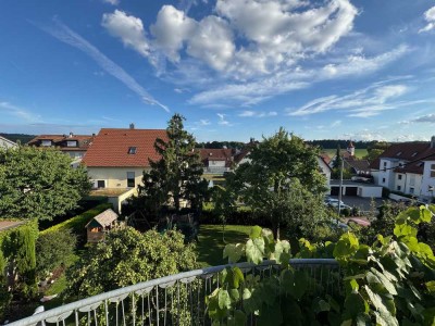 ++ Erstbezug nach Sanierung - mit EBK und großem Balkon mit herrlichem Blick ++