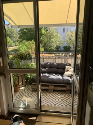 Helle 1-Zimmer-Wohnung mit Balkon in Königswiesen-Süd