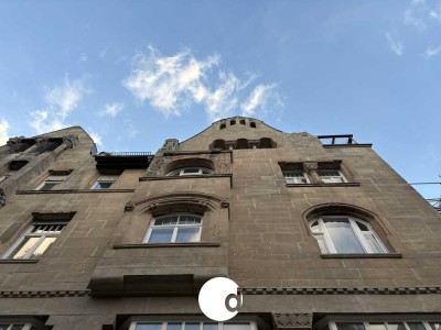 Sanierte, WG-geeignete 4-Zimmer-City-Wohnung in Stuttgart-Mitte