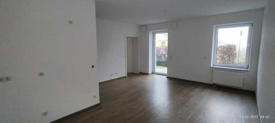 Stilvolle 2-Raum-Erdgeschoss-Wohnung mit Terrasse