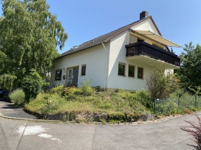 Freistehendes Einfamilienhaus in Traumlage von Waldesch