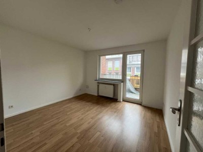 zentrale 2-Zimmer Wohnung mit 2 Balkonen