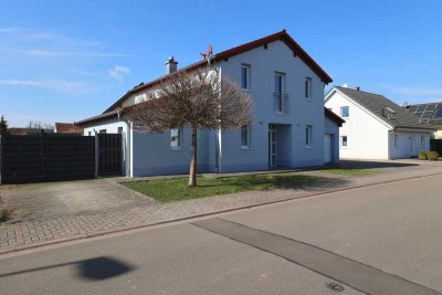 Modernes Einfamilienhaus mit Garten & Garage – Ihr neues Zuhause in Katzweiler