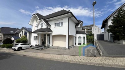 Villaflair am Zentrumsrand von Düren