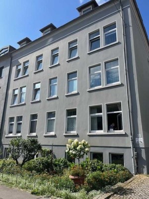 TOP Lage - Helle 2-Zimmer Single-Wohnung in Hannover-Oststadt, frisch renoviert, neue EBK
