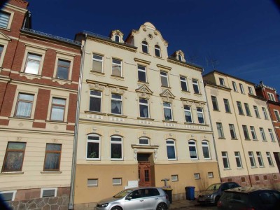 Dachgeschoss Wohnung in Bahnhofsnähe!