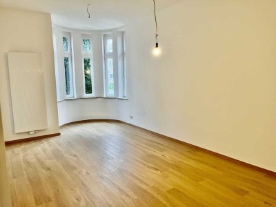 Erstbezug nach Sanierung, schöne 4-Zimmer Wohnung in zentraler Lage