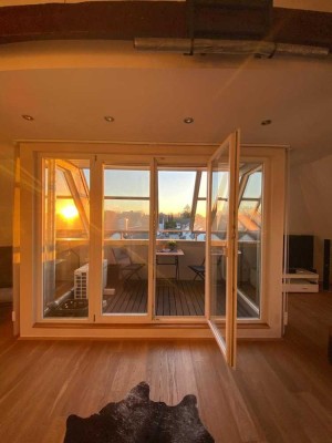 Exklusive 3-Zimmer-Dachgeschosswohnung in Neuss-Holzheim mit Balkon und Stellplatz