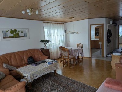 Provisionsfreie 3 Zimmer- Erdgeschosswohnung mit Garage in Neuenbürg Arnbach