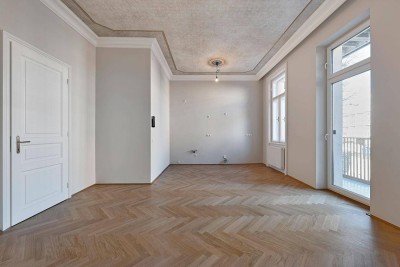 Sanierte Altbauwohnung mit Balkon und zwei Schlafzimmern