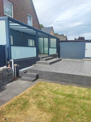 Preiswertes 6-Zimmer-Einfamilienhaus mit EBK in Hamburg Billstedt