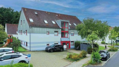 Stilvoll Wohnen: 
Sonnige 2-Zimmer-Wohnung mit Terrasse im Altenhof