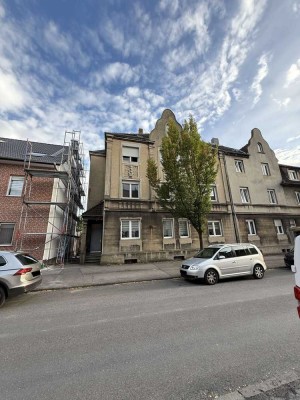 Geräumige 4,5 Zimmer Wohnung am Südpark