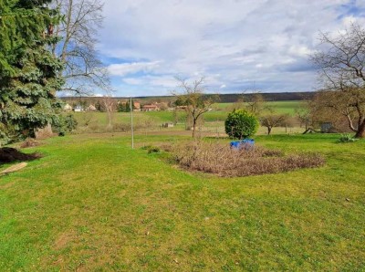 Einfamilienhaus mit 170m² Wohnfläche. auf 5500m² Grundstück. Ruhige Lage. Nur je 20 Minuten von Magd