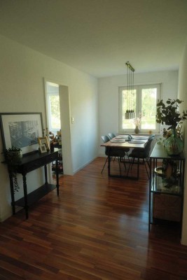 � Helle 4-Zimmer Wohnung mit Süd-Balkon und Parkblick – 71 qm