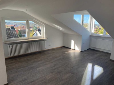 Dachgeschoß Wohnung mit Festungsblick