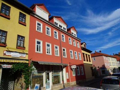 Komfortable 2-Raum-Wohnung mit offenem Grundriss und Tageslichtbad