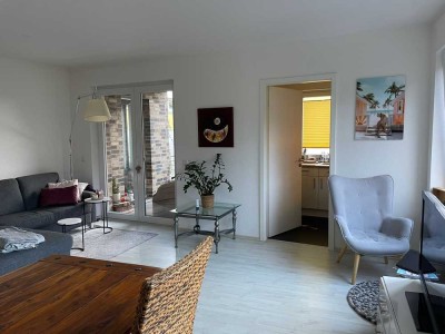 Geschmackvolle 2-Raum-Wohnung mit schönem Balkon, Eeinbauküche und TG-Stellplatz