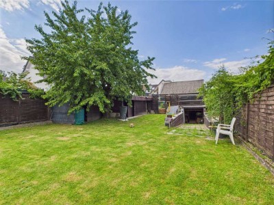 Paradies für Handwerker und Familien - Ehemaliger Bauernhof mit Halle, Werkstatt und Garten