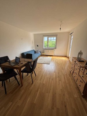 Helle 2-Zimmer Dachgeschosswohnung mit Balkon in Göttingen