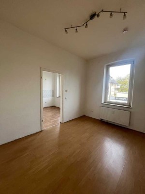 Schöne 1,5 Zimmerwohnung im 1.OG zu vermieten!