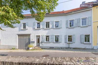 Eigentumswohnung mit reichlich Nebenflächen, Garten u. Ausbaureserve