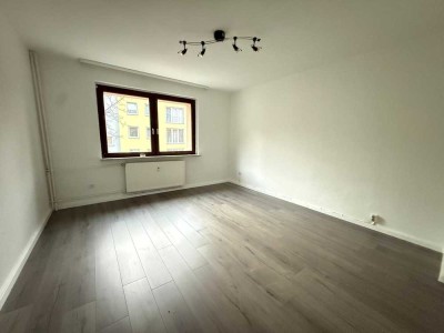 Gepflegte 2,5-Zimmer Wohnung mit Balkon