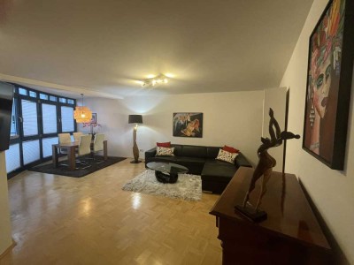 Ruhige Traumwohnung über den Dächern der Mainzer Neustadt mit 2 Balkonen