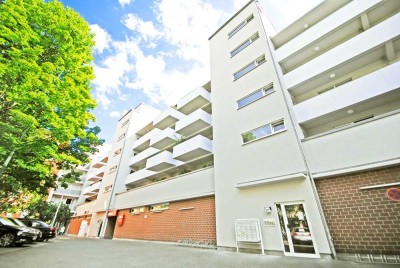 Sonnige 2-RW im 2.OG* Balkon* TG-SP* Aufzug* Keller* zentrale & nachgefragte Wohnlage *Top*