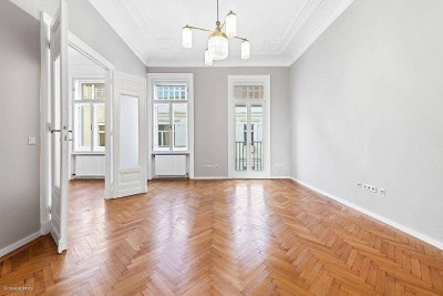 360° TOUR // GENERALSANIERTE ALTBAU-ETAGE