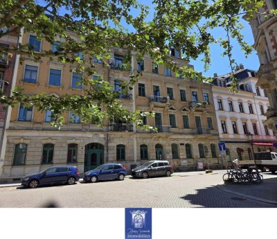 Seltene 2-Zimmerwohnung mit Balkon, Wohnküche und Neustadtflair!