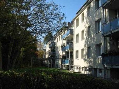 Top renovierte 2 2/2 Zimmer Wohnung mit Vollbad zu sofort!
