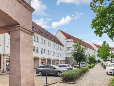 Solide Kapitalanlage unter Denkmalschutz: 4-Zimmer-Wohnung in Zwickau